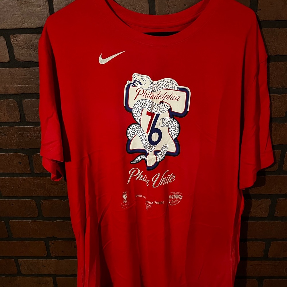 2020 Philadelphia Sixers playoff XXL T-Shirt.🏀🏀